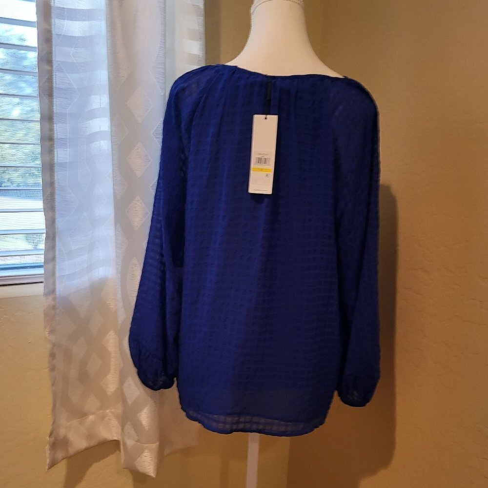 Calvin Klein Long Sleeve Textured round Neck Blouse - Klein Blue - Size M - NWT - Picture 6 of 9